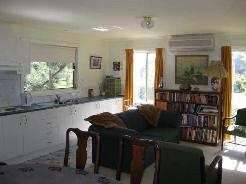 37 McMeekins Road, Swan Reach VIC 3903