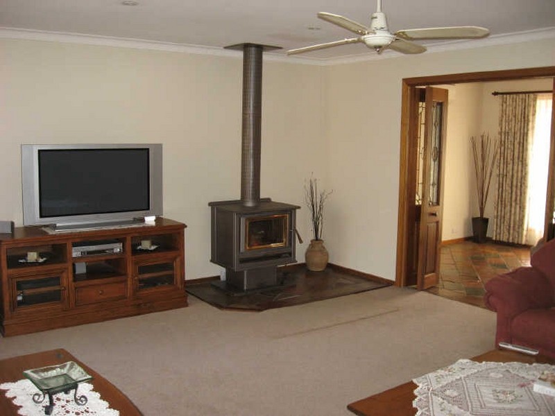 Bairnsdale VIC 3875