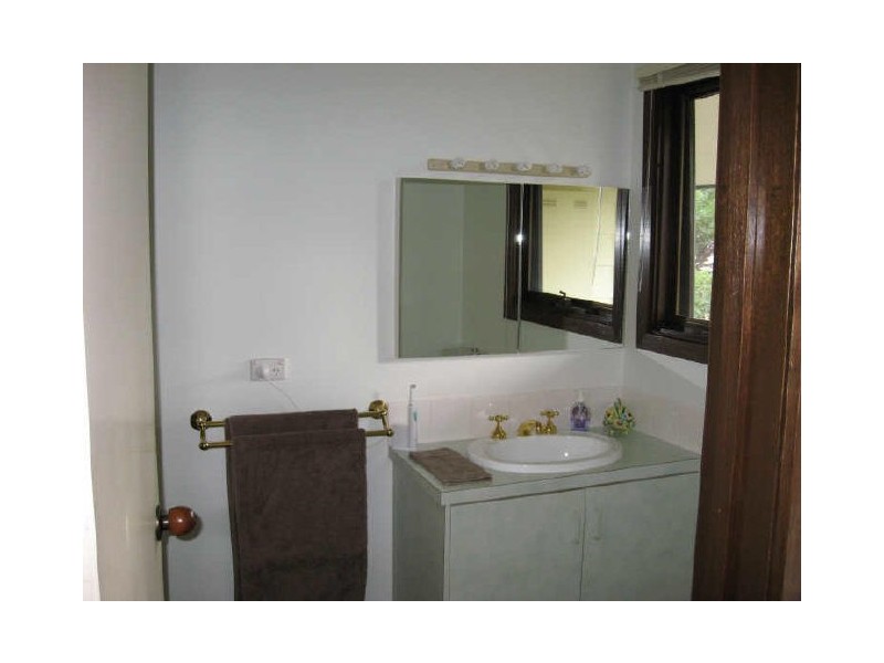 13 Delahunty Street, Bruthen VIC 3885