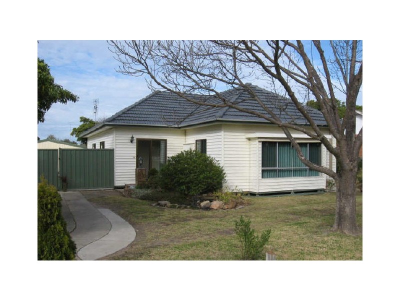 11 McKean Street, Bairnsdale VIC 3875