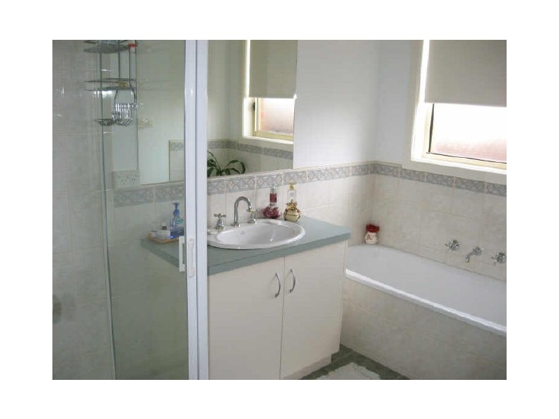 Unit 2/56 Francis Street, Bairnsdale VIC 3875