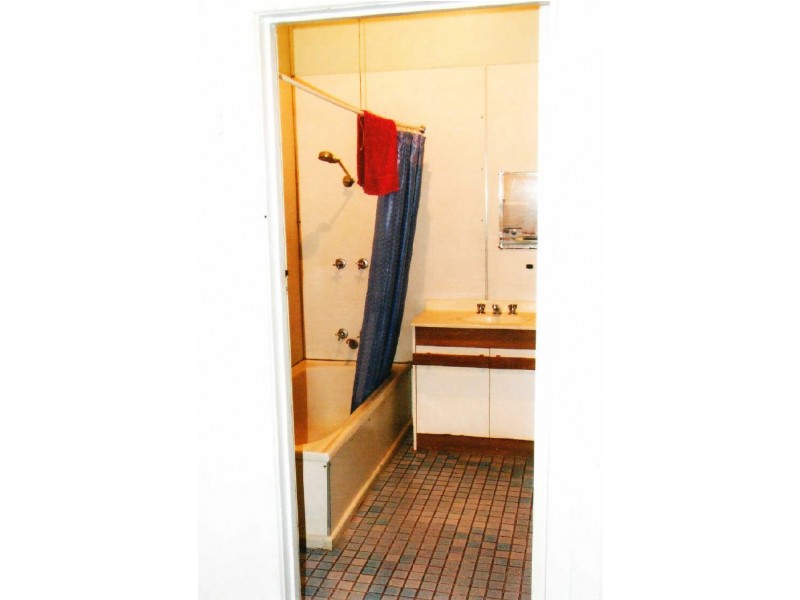 5155 Great Alpine Way, Ensay VIC 3895