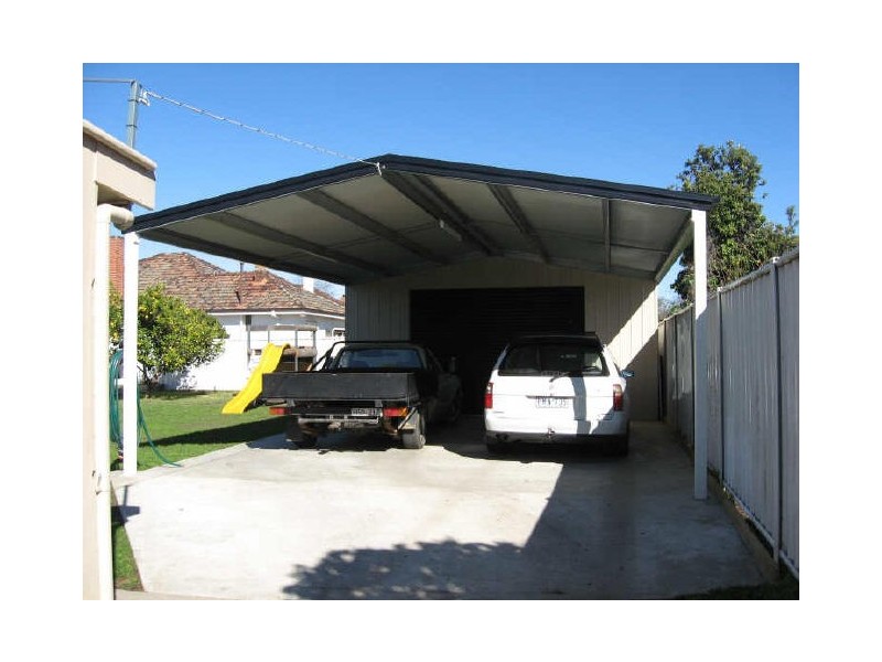 12 McCulloch Street, Bairnsdale VIC 3875