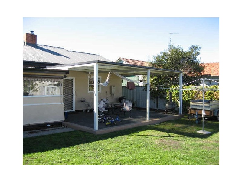 12 McCulloch Street, Bairnsdale VIC 3875