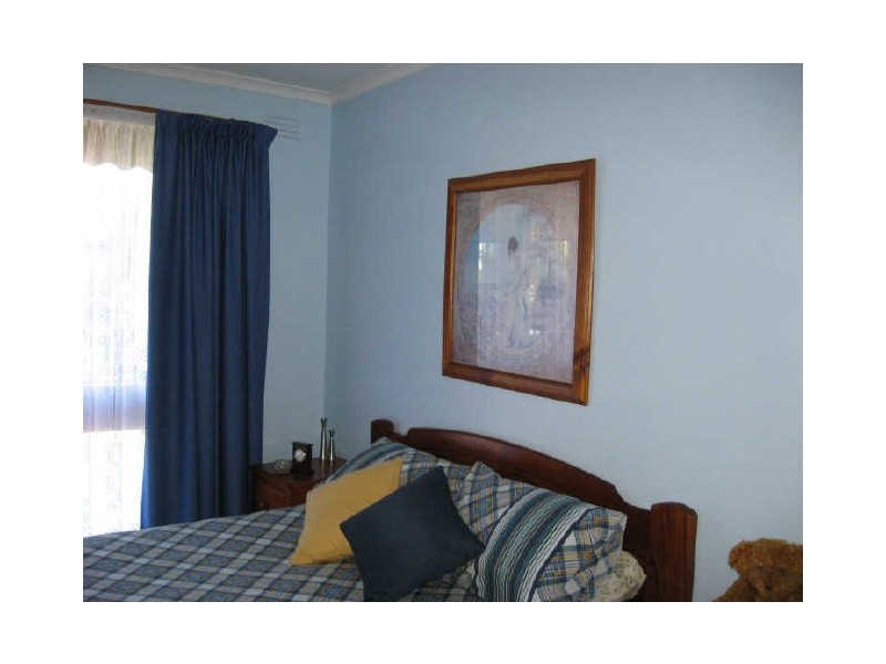 86 Wallace Street, Bairnsdale VIC 3875