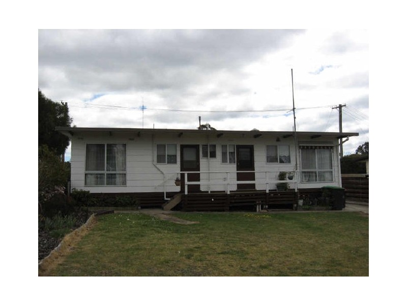 13 Nicholson Court, Nicholson VIC 3882