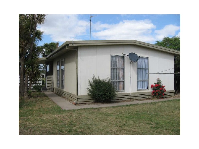 23 Lucknow Street, Bairnsdale VIC 3875