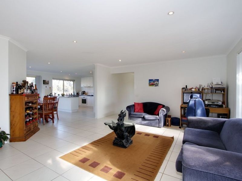 Bairnsdale VIC 3875