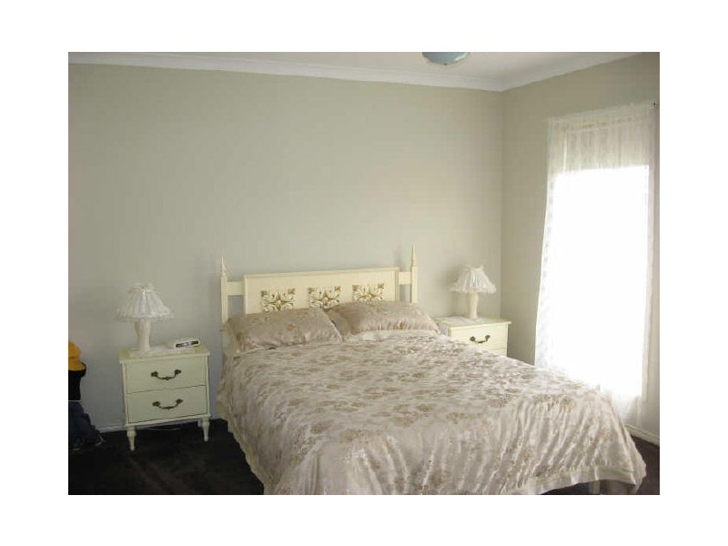 Bairnsdale VIC 3875