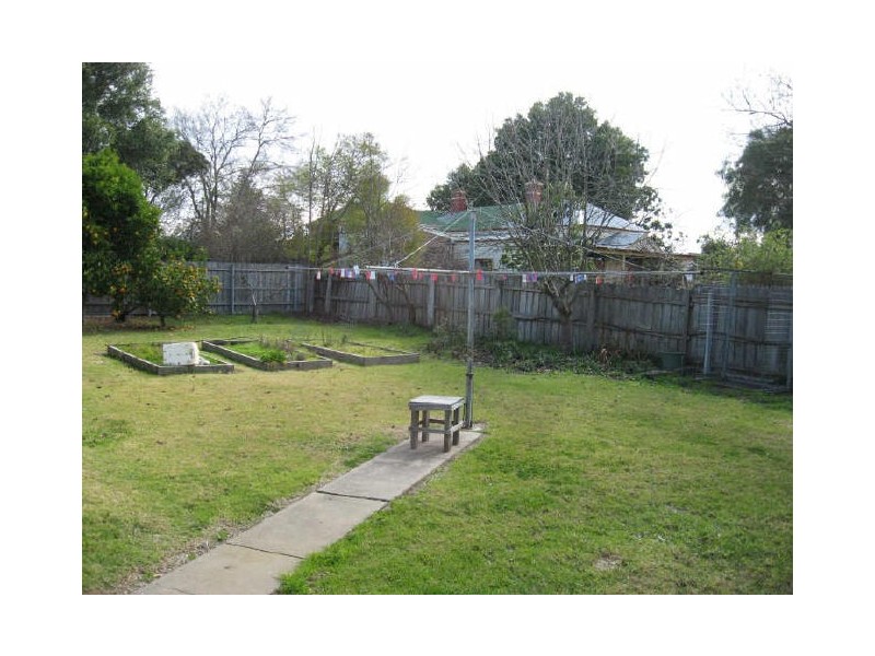 14 Churchill Street, Bairnsdale VIC 3875