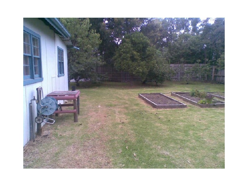 14 Churchill Street, Bairnsdale VIC 3875