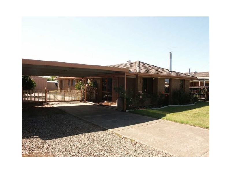 19 Fitzgerald Street, Bairnsdale VIC 3875