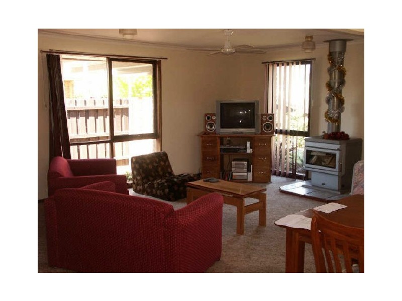 19 Fitzgerald Street, Bairnsdale VIC 3875