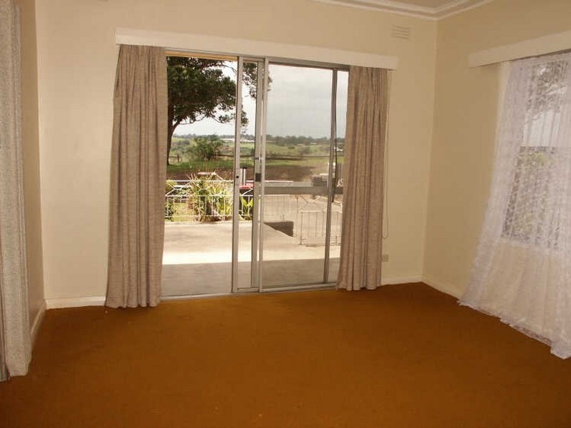 91 Williams Parade, Bairnsdale VIC 3875