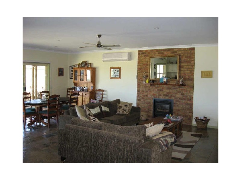 34 Hallier Court, Nicholson VIC 3882