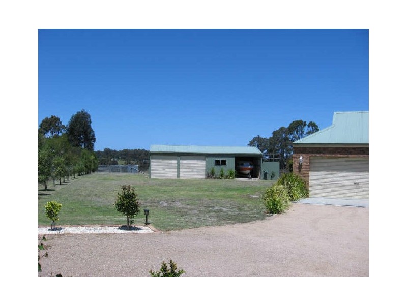 34 Hallier Court, Nicholson VIC 3882