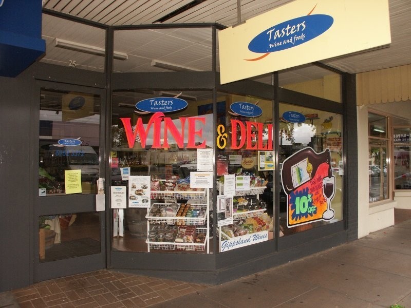 25 Service Street, Bairnsdale VIC 3875