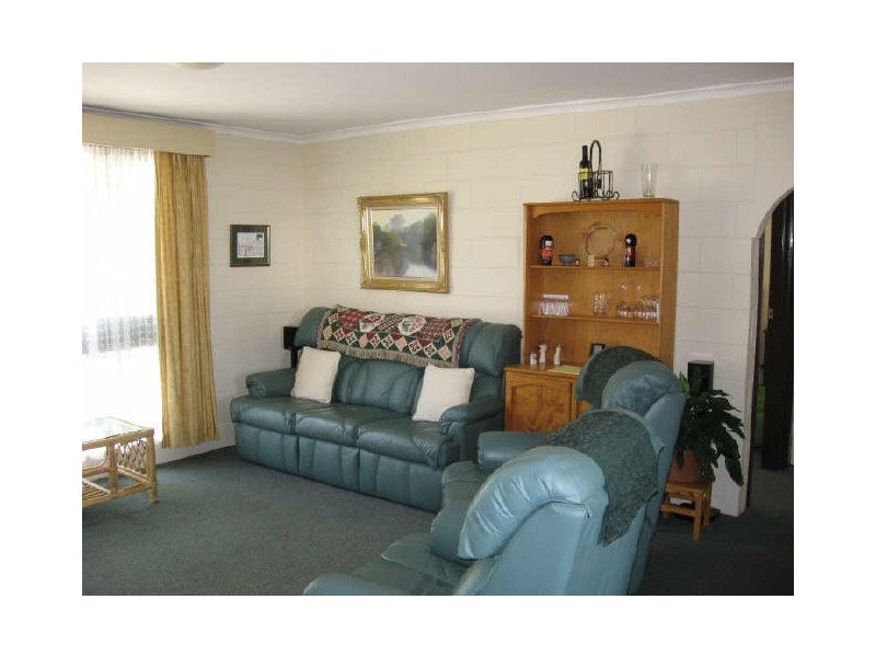 Bairnsdale VIC 3875