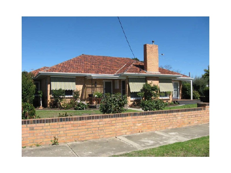 6 McCulloch Street, Bairnsdale VIC 3875