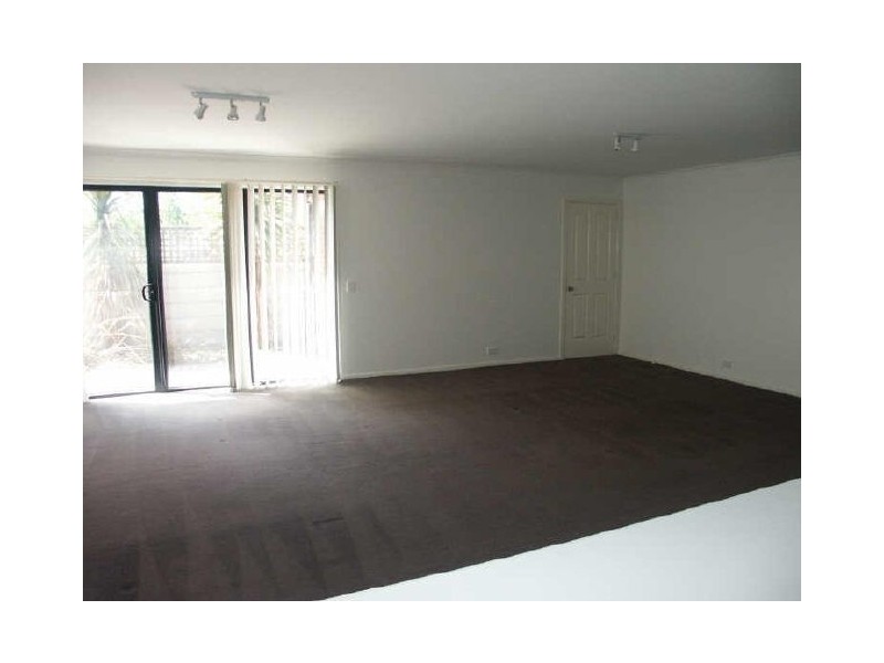 1/6 Tomkins Street, Bairnsdale VIC 3875