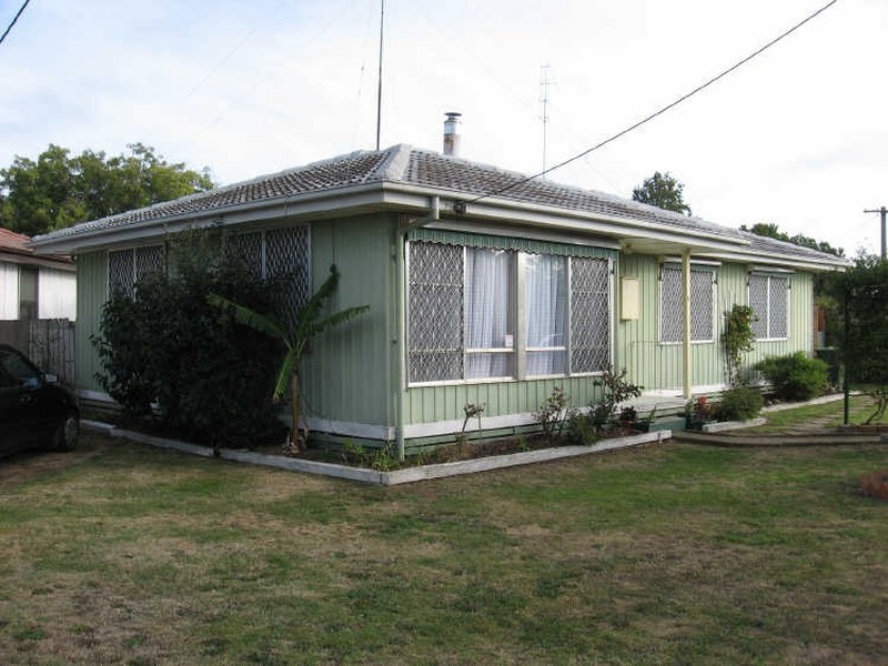 1 Flett Court, Bairnsdale VIC 3875