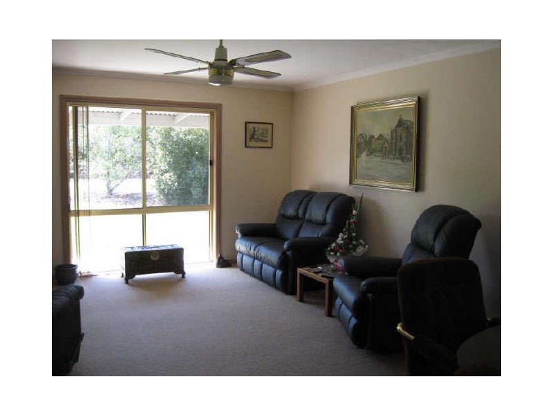 9 Timbarra Drive, Bairnsdale VIC 3875