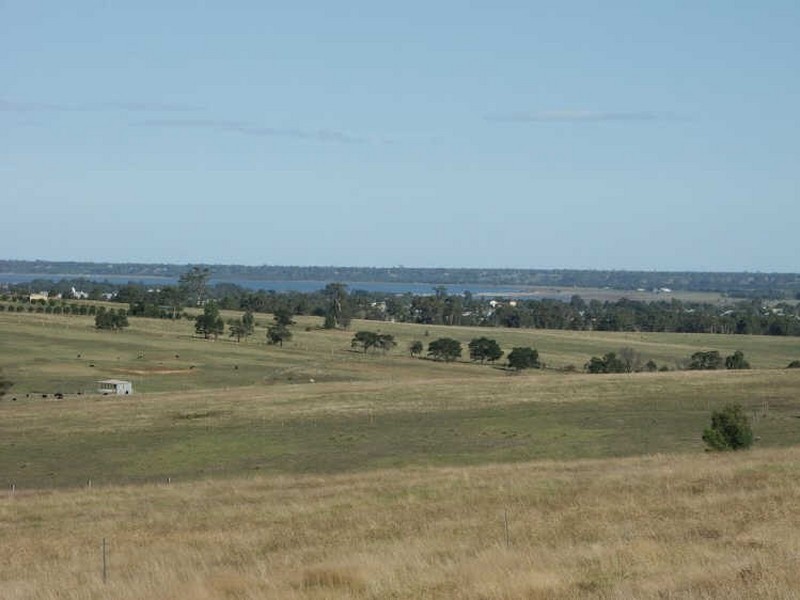 6 Ronwin Court, Bairnsdale VIC 3875