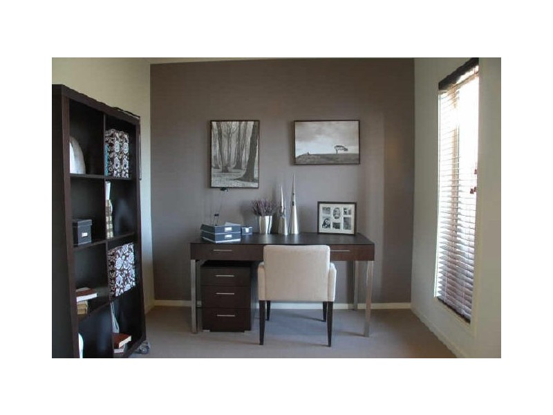 60 Howitt Avenue, Bairnsdale VIC 3875