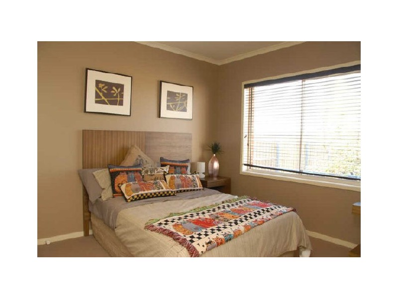 60 Howitt Avenue, Bairnsdale VIC 3875