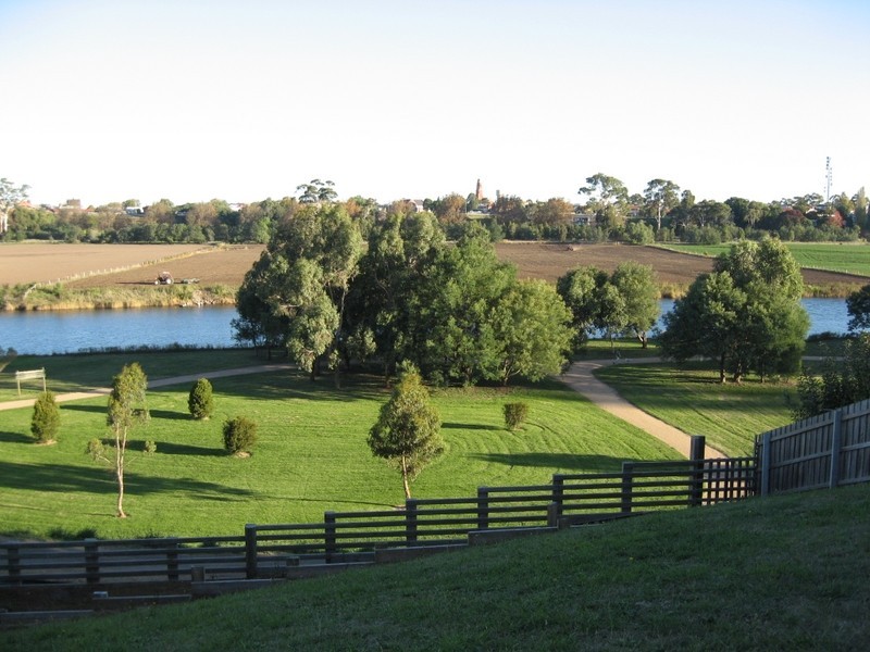 Lot 157 Charlton Place, Bairnsdale VIC 3875