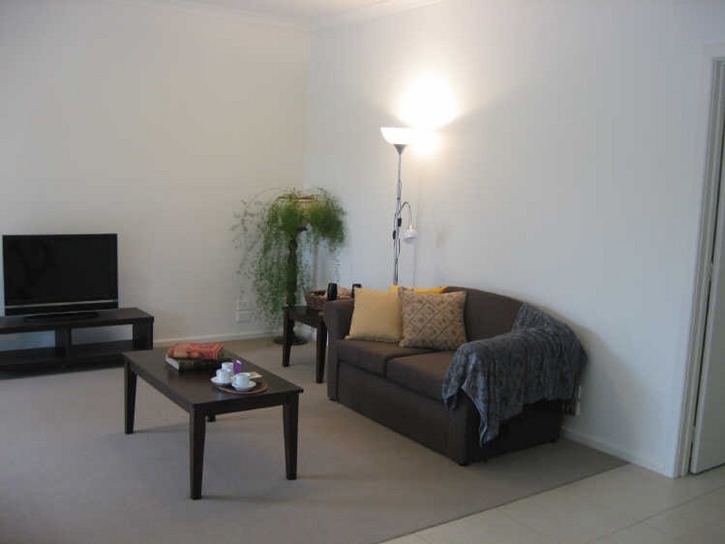 2/54 Pinnock Street, Bairnsdale VIC 3875