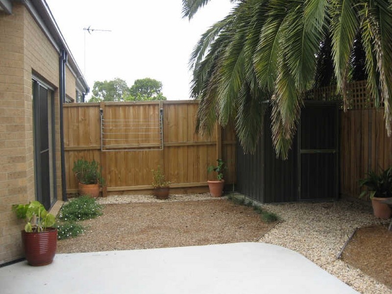 2/54 Pinnock Street, Bairnsdale VIC 3875