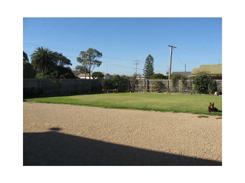 Bairnsdale VIC 3875