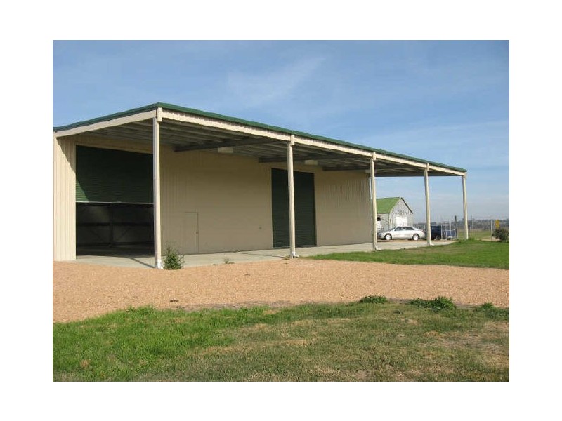 Bairnsdale VIC 3875