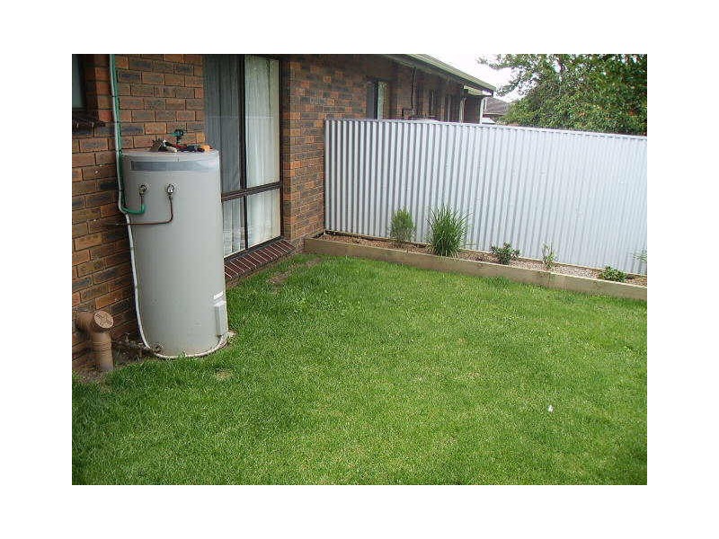 2/111 Day Street, Bairnsdale VIC 3875