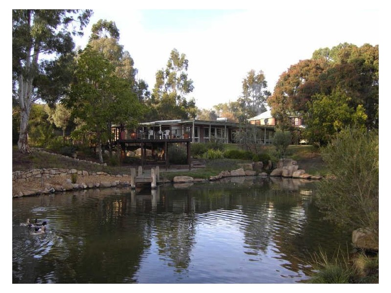 Bairnsdale VIC 3875