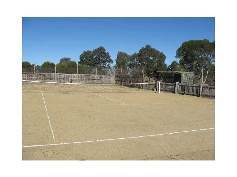 Bairnsdale VIC 3875