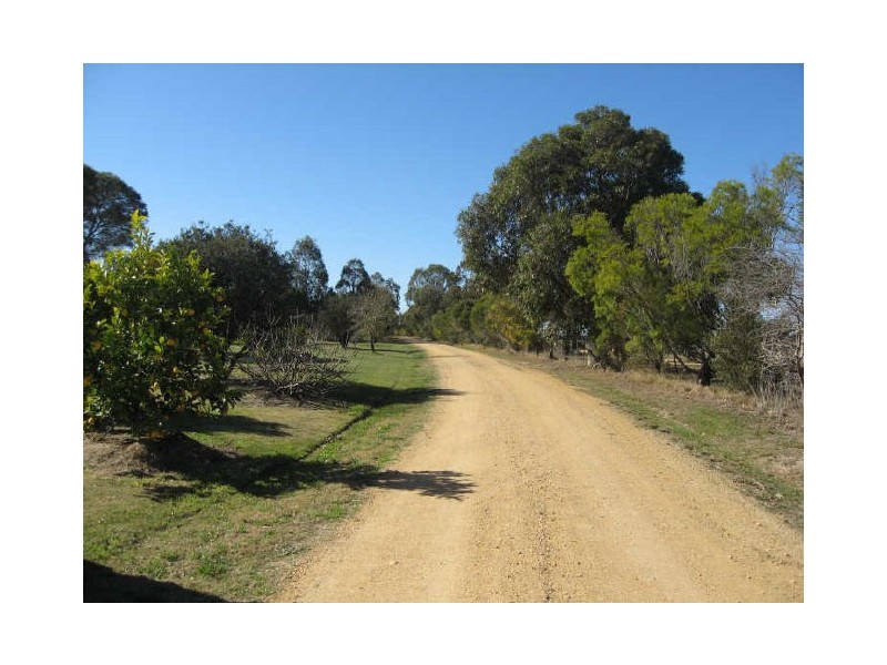 Bairnsdale VIC 3875