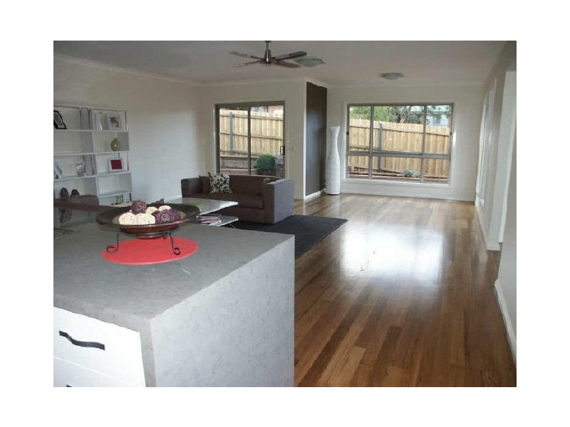 6 Stokes Court, Bairnsdale VIC 3875