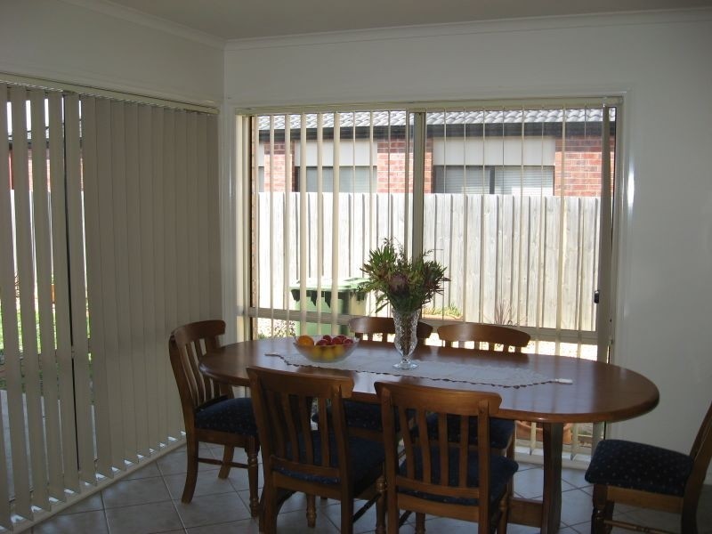 21 Deakin Avenue, Bairnsdale VIC 3875