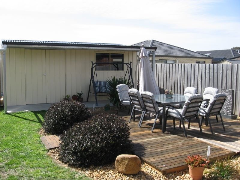 21 Deakin Avenue, Bairnsdale VIC 3875