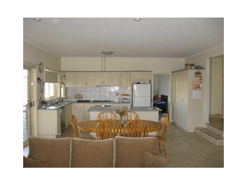 29 The Boulevard, Bairnsdale VIC 3875