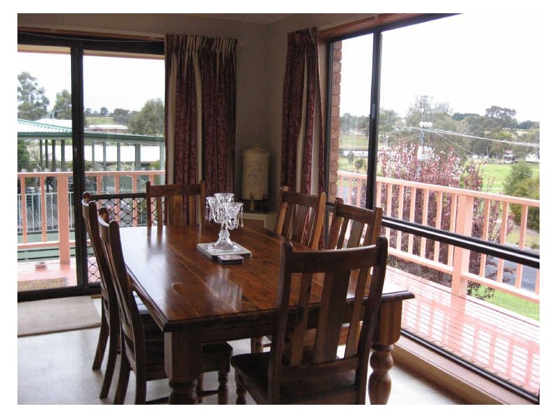 3 Bradley Court, Nicholson VIC 3882