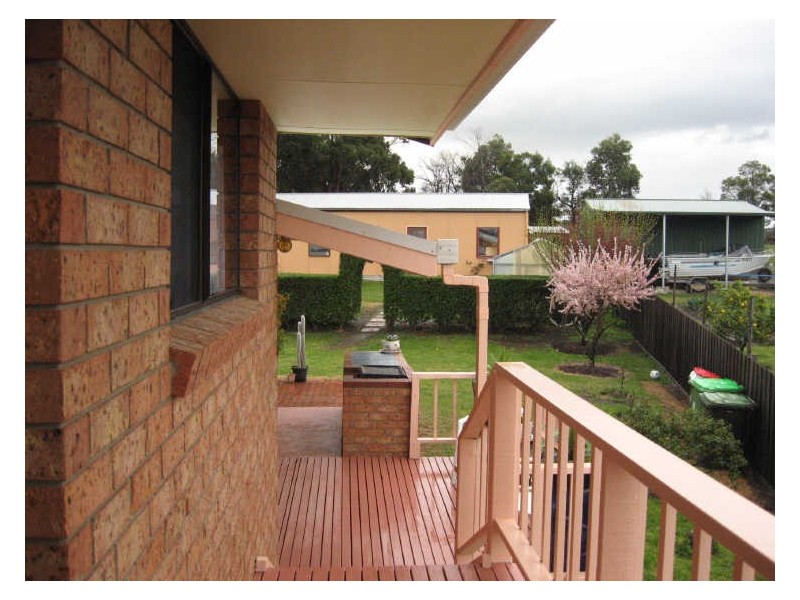 3 Bradley Court, Nicholson VIC 3882