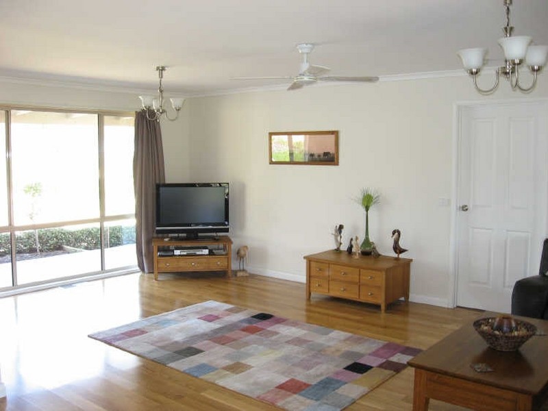 54 Dooley Street, Bairnsdale VIC 3875