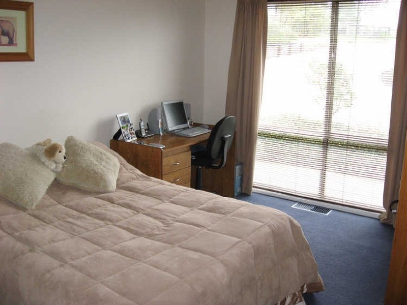 54 Dooley Street, Bairnsdale VIC 3875