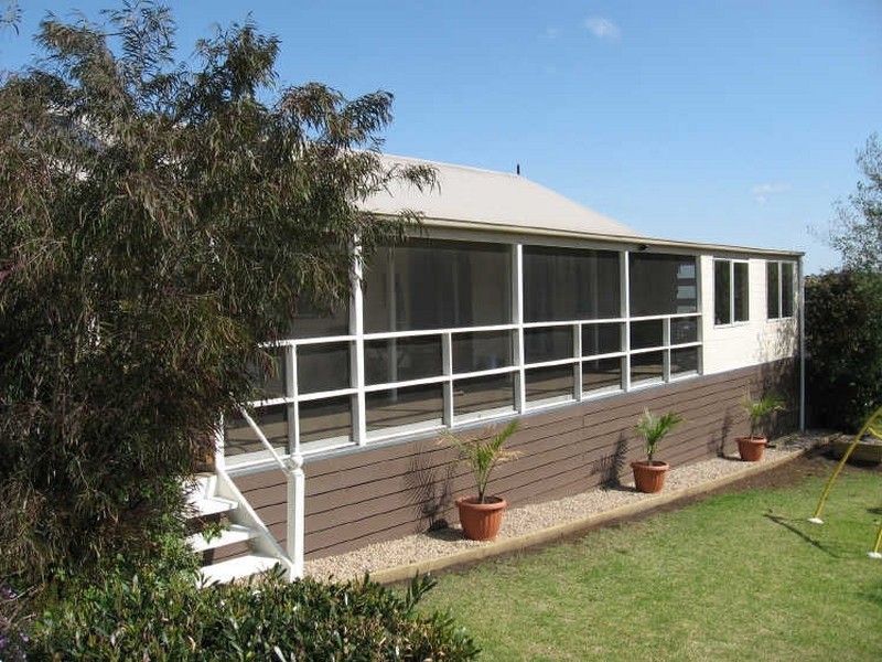 54 Dooley Street, Bairnsdale VIC 3875