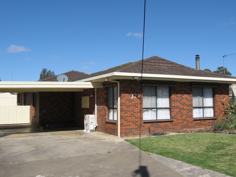 17 Gray, Bairnsdale VIC 3875
