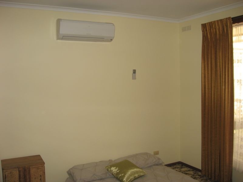 17 Gray, Bairnsdale VIC 3875