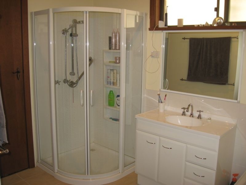 17 Gray, Bairnsdale VIC 3875